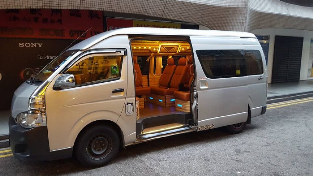 Maxi Cabs